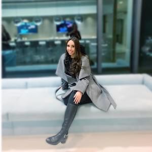 Meet your Posher, Camila